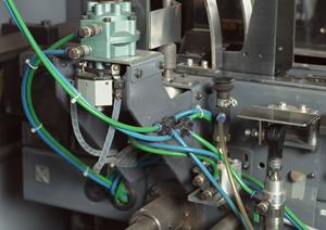 丈夫で高品質なFRP製タンクを作る会社